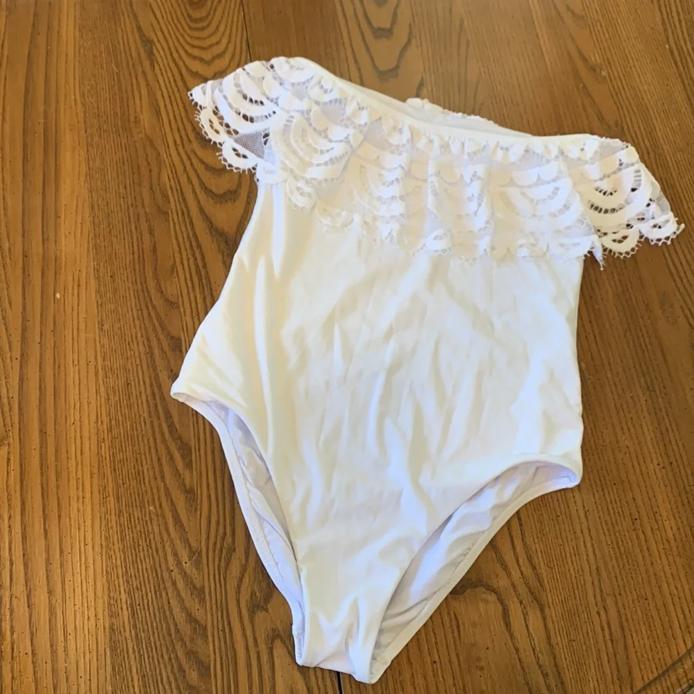 NWOT PILYQ | Lace Flutter One‎ Piece White Swimsuit  Size Medium